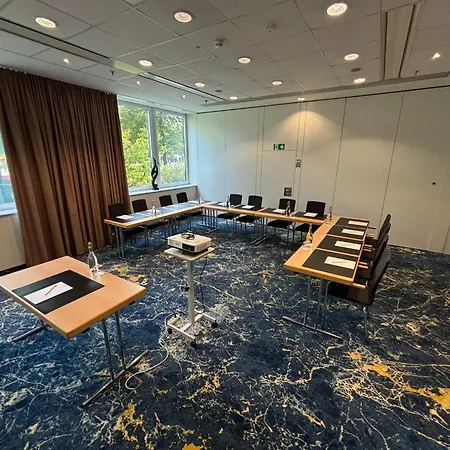 Voco Seestern By Ihg 4*