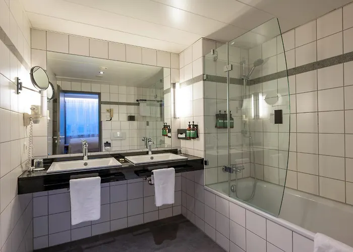 Voco Seestern By Ihg Hotel 4*